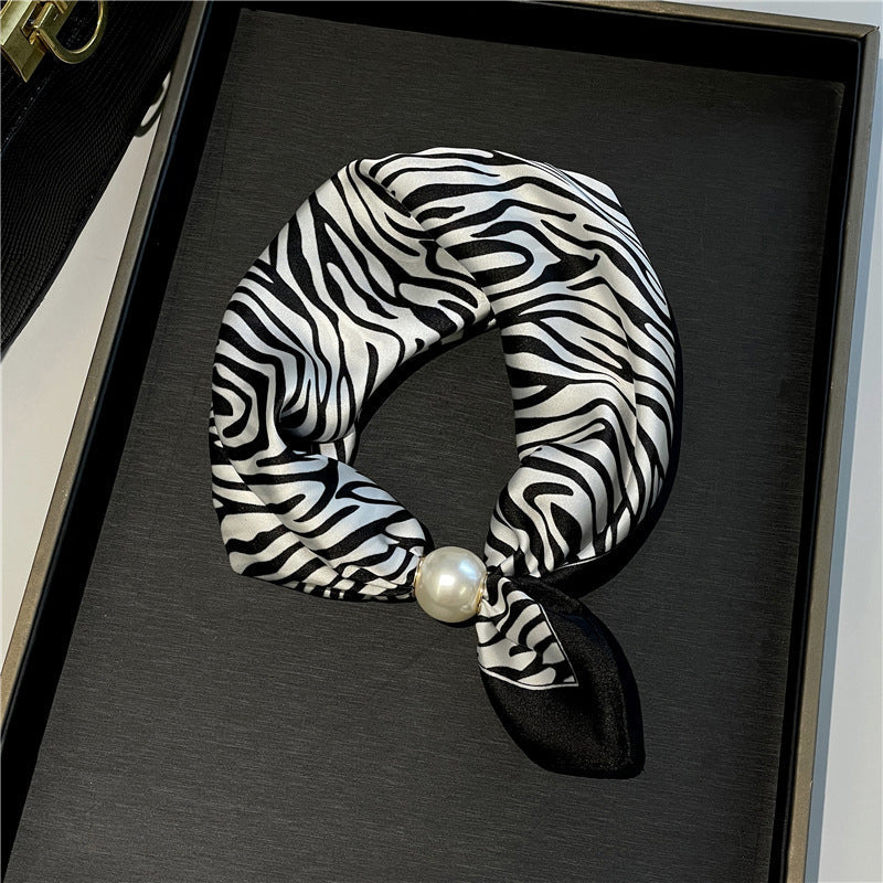 🤍 Collier foulard en perles avec fermoir magnétique - Un style instantané en quelques secondes ! ✨📦