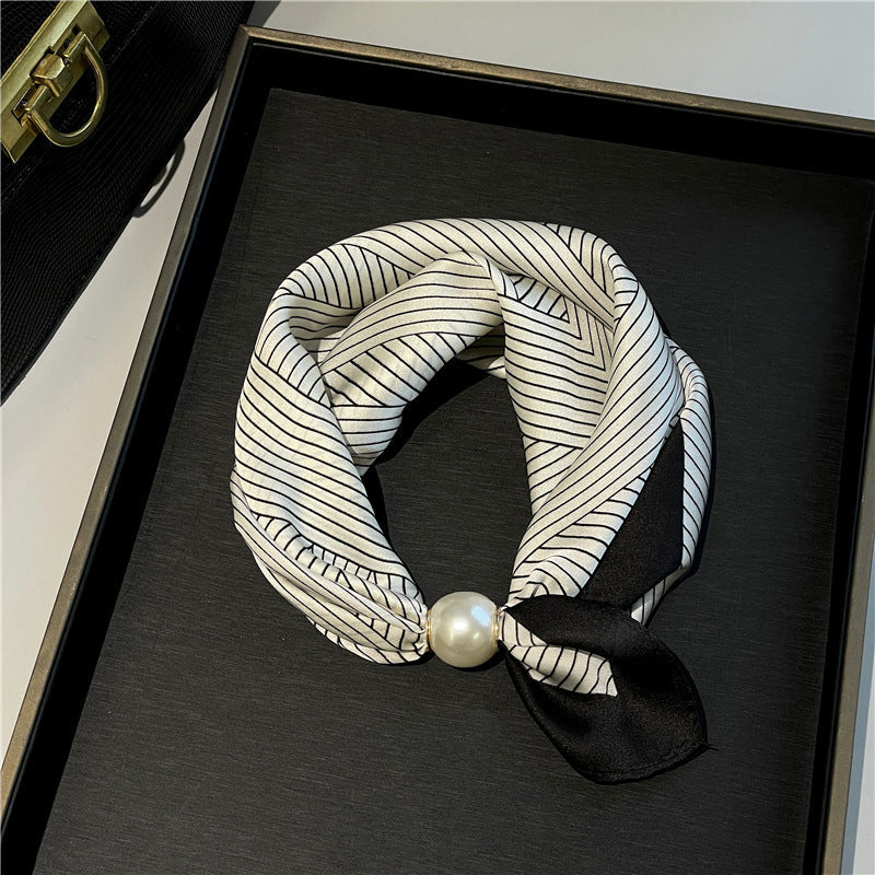 🤍 Collier foulard en perles avec fermoir magnétique - Un style instantané en quelques secondes ! ✨📦