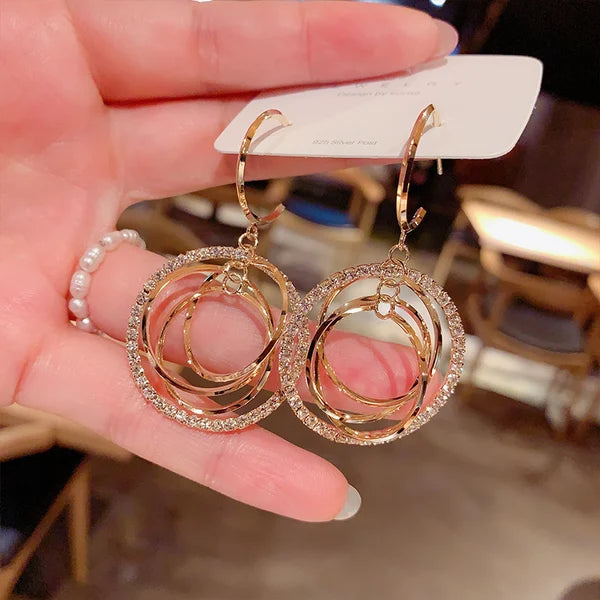 💎Boucles d'oreilles géométriques à plusieurs couches en forme de cercle et de fleur