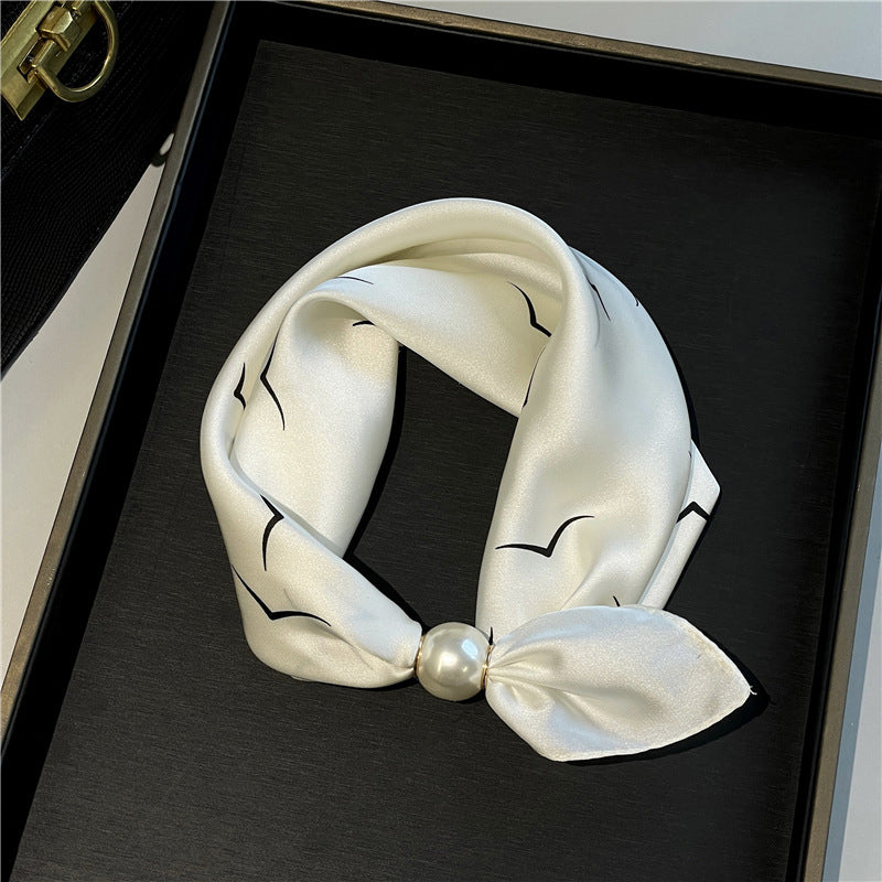 🤍 Collier foulard en perles avec fermoir magnétique - Un style instantané en quelques secondes ! ✨📦