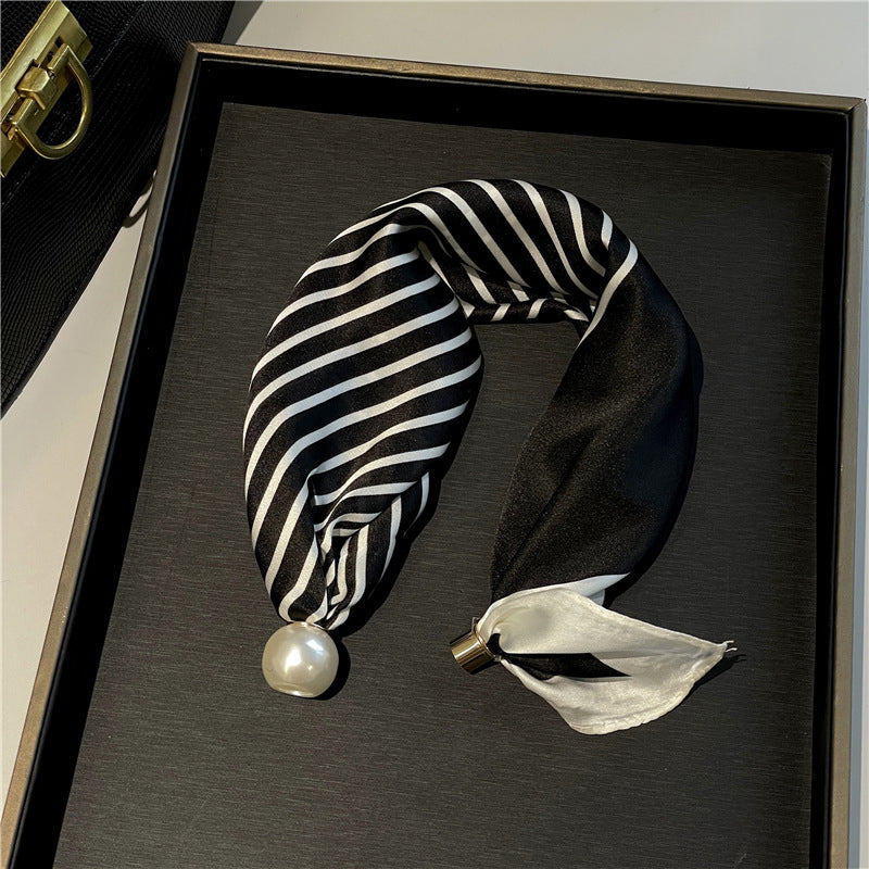 🤍 Collier foulard en perles avec fermoir magnétique - Un style instantané en quelques secondes ! ✨📦
