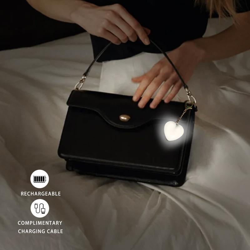 💕Porte-clés LED en forme de cœur avec lampe – interrupteur tactil
