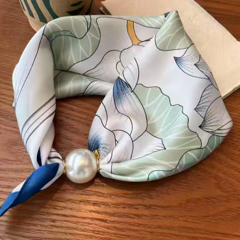 🤍 Collier foulard en perles avec fermoir magnétique - Un style instantané en quelques secondes ! ✨📦