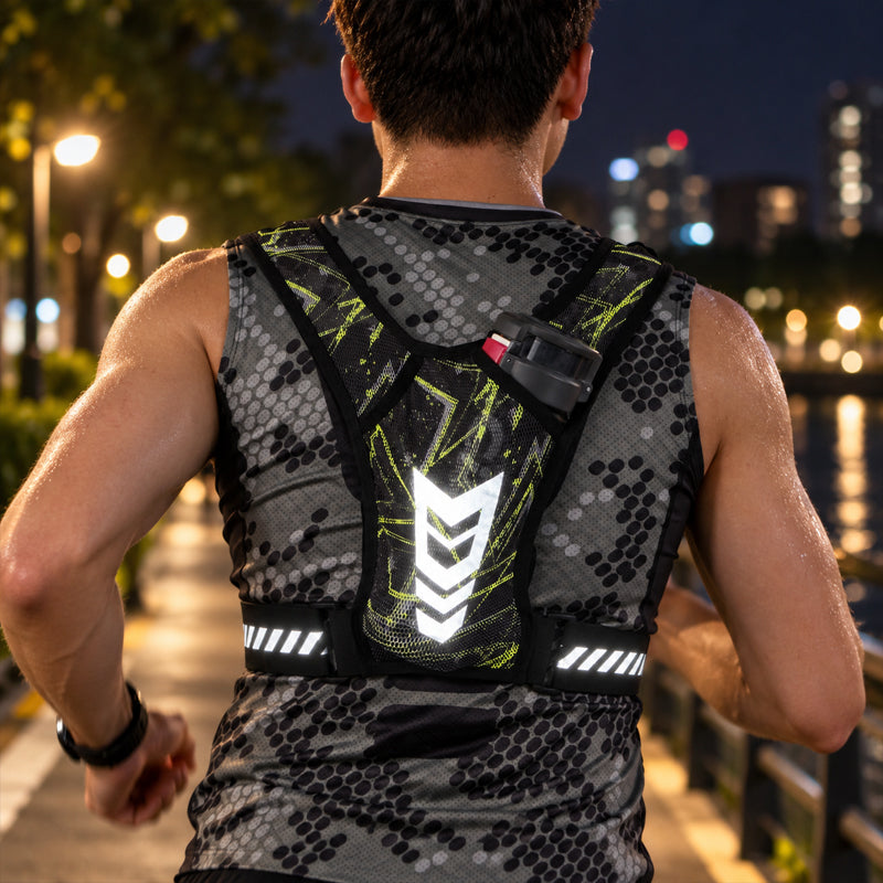 🏃Gilet de course « mains libres » — Rangement pour gourde et téléphone, et éléments réfléchissants pour la sécurité