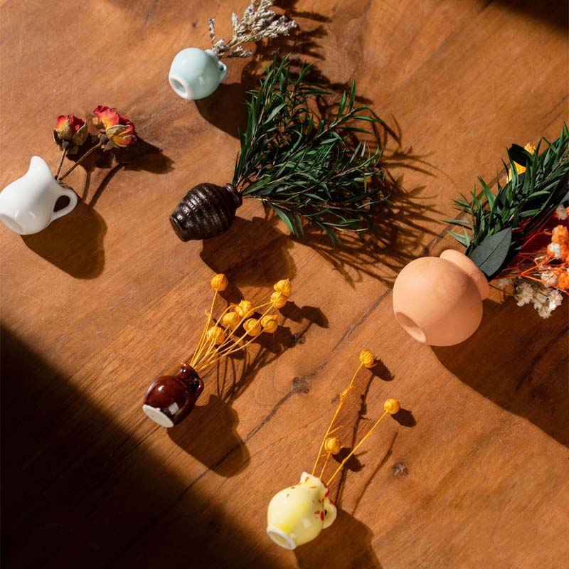 🌼 Mini-vases en céramique comme aimants pour réfrigérateu