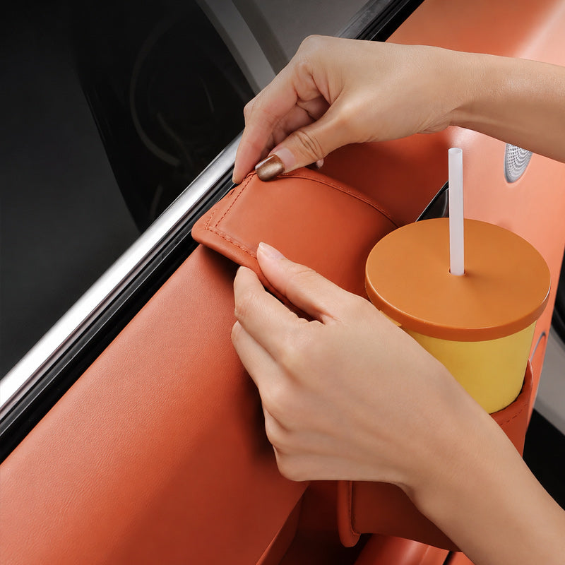 🚗 Poche de portière multifonctionnelle — Augmentez votre espace de rangement et gardez vos boissons en sécurité lors de chaque trajet ! ✨🥤