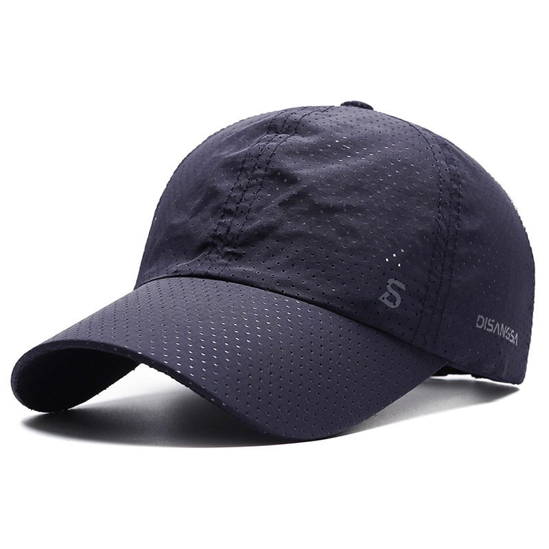 🏃‍♂️💨 Casquette Blackout Airflow : Respirabilité maximale et style entièrement noir pour vos entraînements !