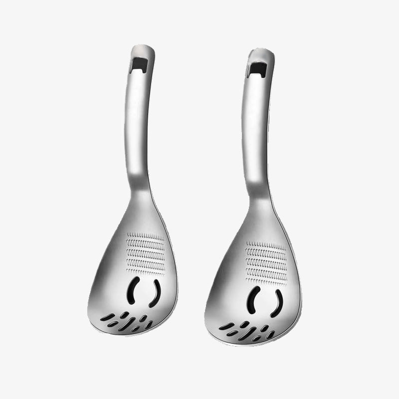 🥄 Cuillère de cuisine multifonctionnelle — Râpez, écrasez et filtrez en quelques secondes ! ✨🧄