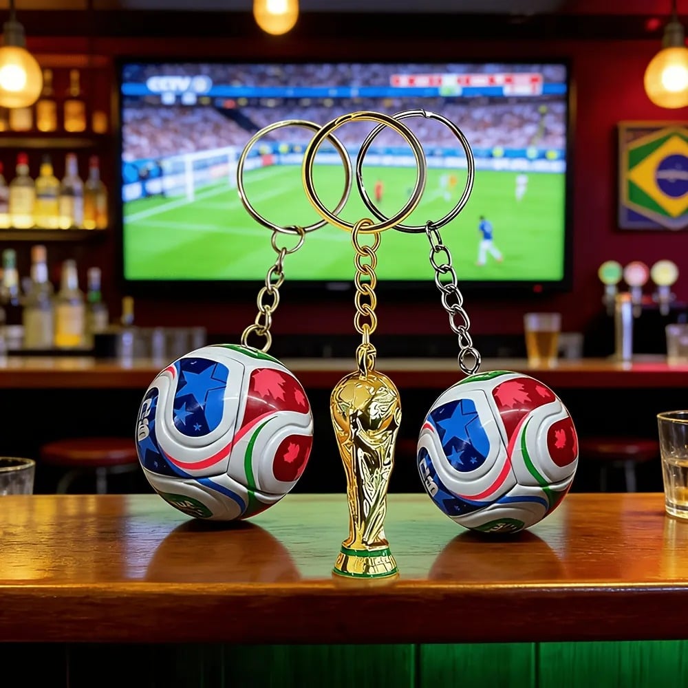 🏆 Porte-clés Coupe du monde 2026 : trophée et ballon de foot en édition limitée, le cadeau idéal pour les fans ! 🇨🇦🇲🇽🇺🇸