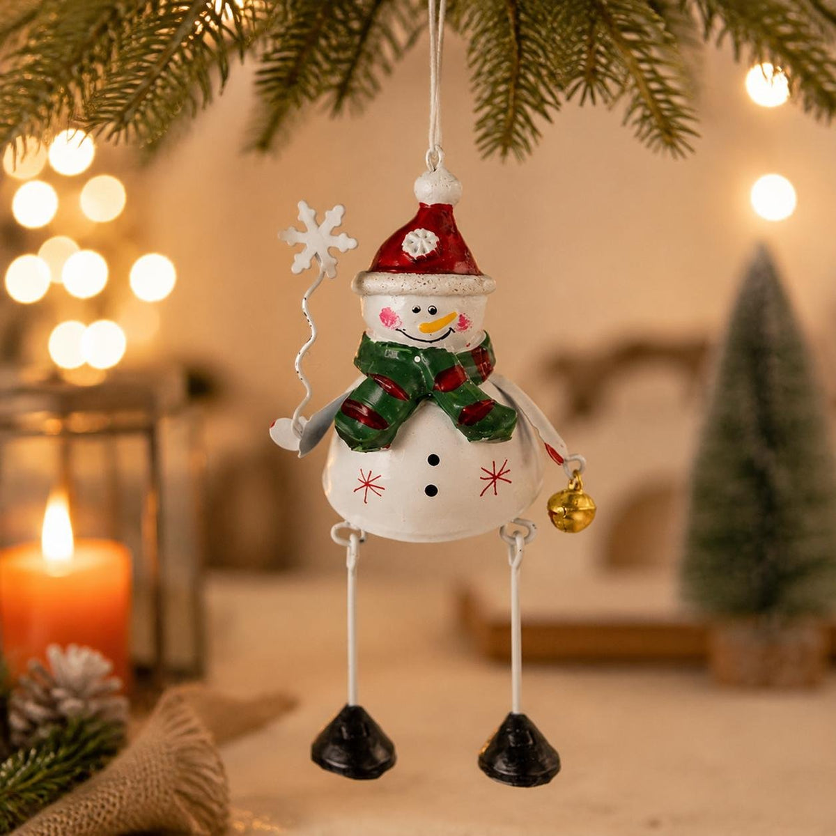 🎄🔔 Suspensions de Noël en métal peint à la main — une touche de vie et de gaité pour votre sapin