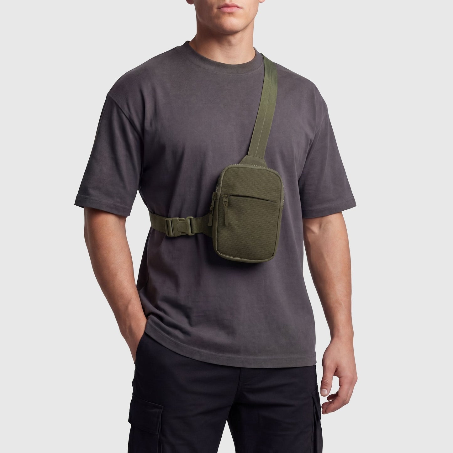 🎒 Sac Sling de Voyage 2.0 — Anti-coupure, anti-RFID & ultra-résistant pour voyager l'esprit tranquille ! ✨🛡️