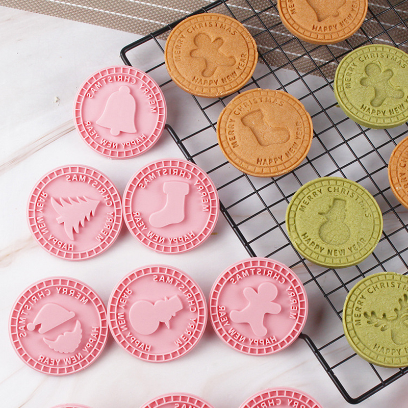 🎄🍪 Set de moules à biscuits de Noël 3D--un geste et des motifs festifs apparaissent
