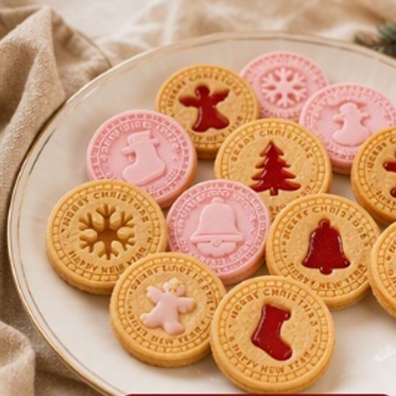🎄🍪 Set de moules à biscuits de Noël 3D--un geste et des motifs festifs apparaissent